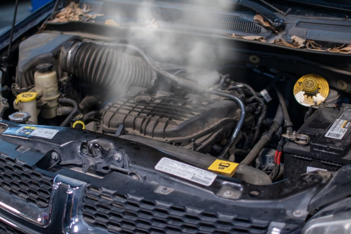 Engine overheating Dubai car cooling system inspection