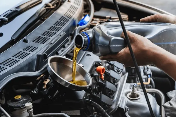 Car-oil-change-service-Dubai